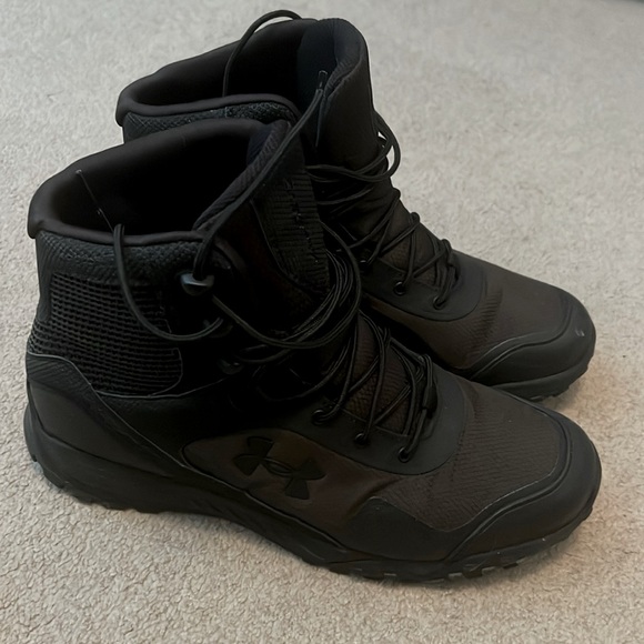 Brand New Under Armour Tactical Boots - Picture 2 of 3